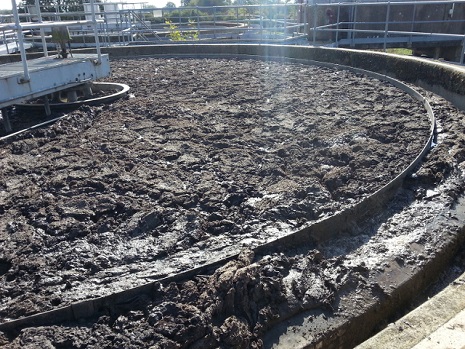 Industrial tank cleaning